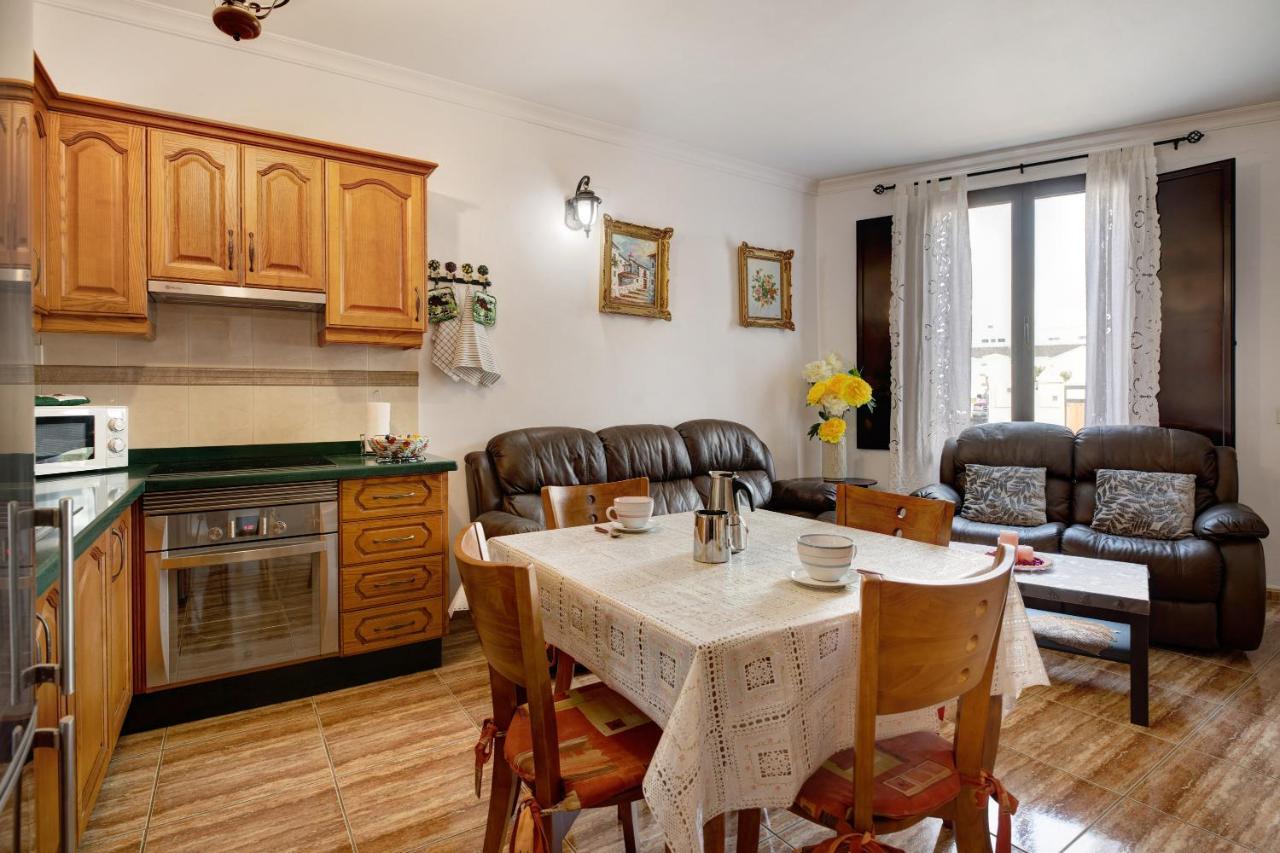 Casa Nina Apartment Uga ภายนอก รูปภาพ