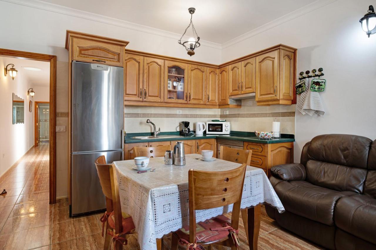 Casa Nina Apartment Uga ภายนอก รูปภาพ